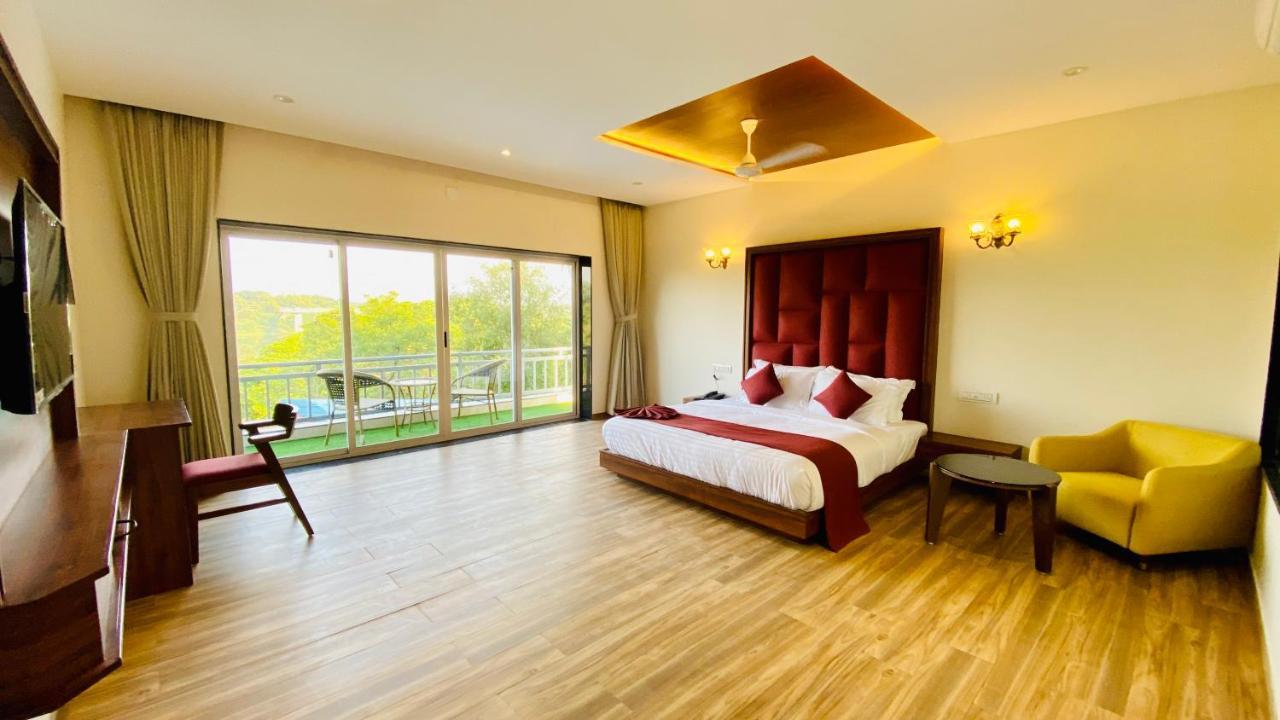 Krishna Riverside Resort Vasad Kültér fotó
