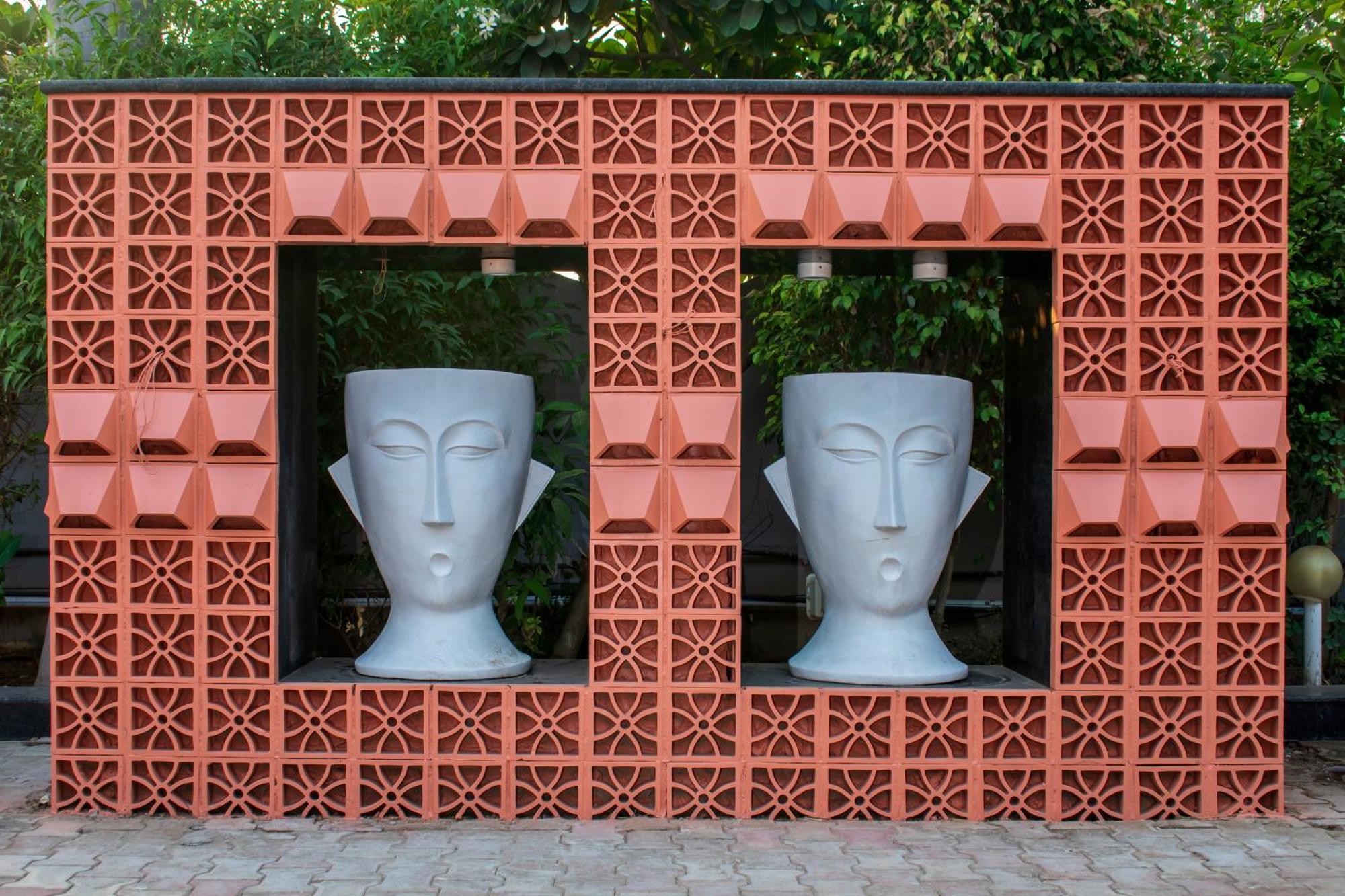 Krishna Riverside Resort Vasad Kültér fotó