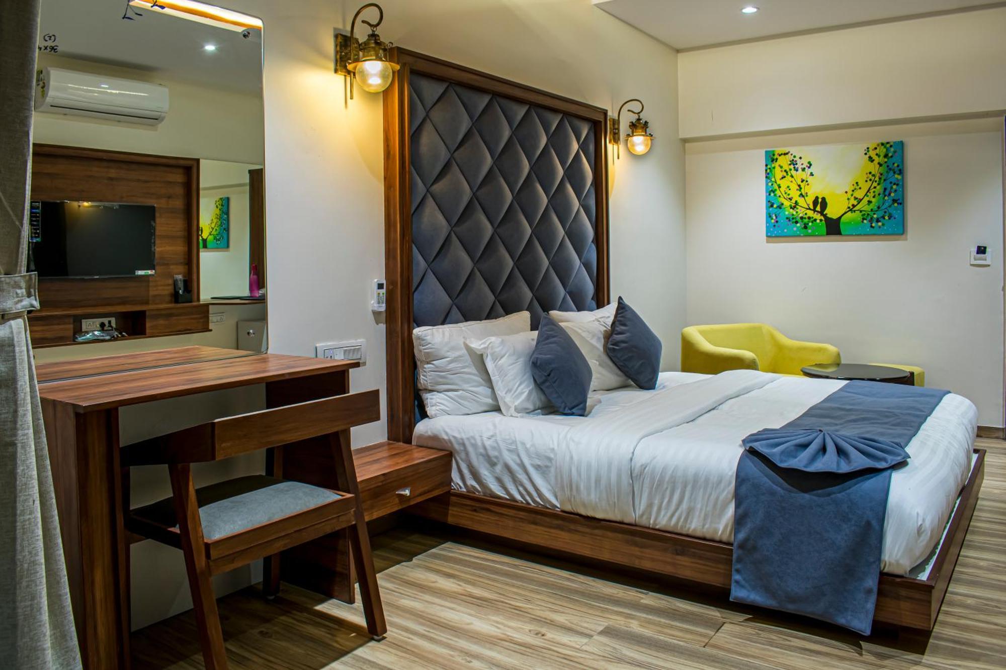Krishna Riverside Resort Vasad Kültér fotó