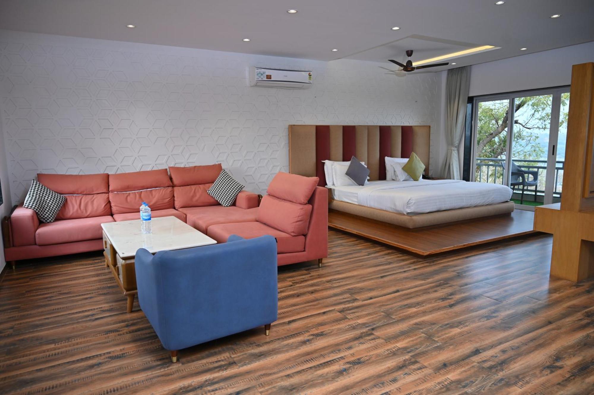 Krishna Riverside Resort Vasad Kültér fotó